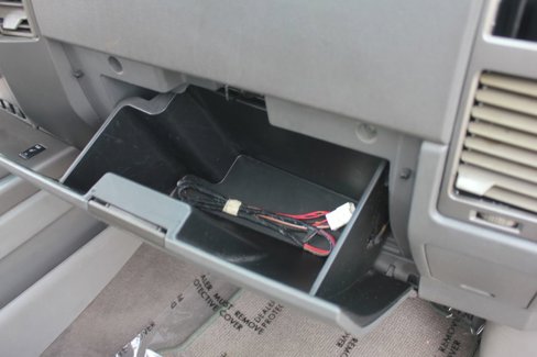 Used 2004 Nissan Armada LE w/ (SR2) Sunroof Pkg (LE) image 34