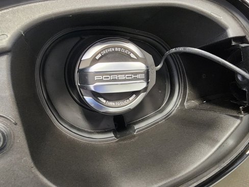 New 2025 Porsche Macan image 27