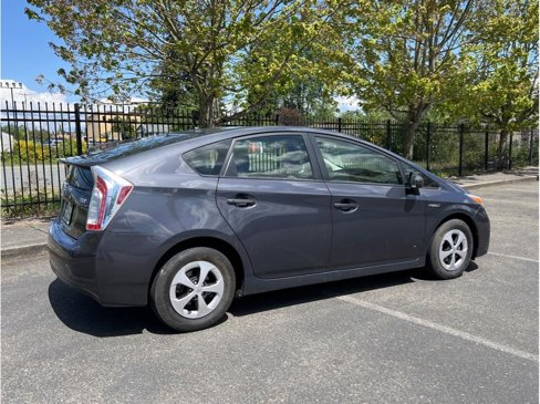 Used 2014 Toyota Prius Two image 24