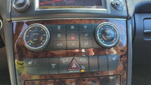 Used 2011 Mercedes-Benz ML 350 4MATIC image 17