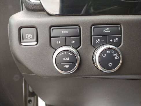 Used 2022 GMC Sierra 1500 SLE image 47