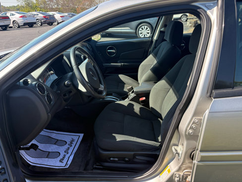 Used 2007 Pontiac Grand Prix w/ Preferred Package image 7