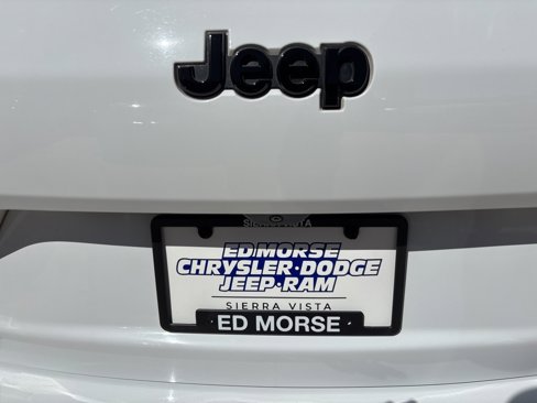 Used 2022 Jeep Grand Cherokee L Laredo image 52