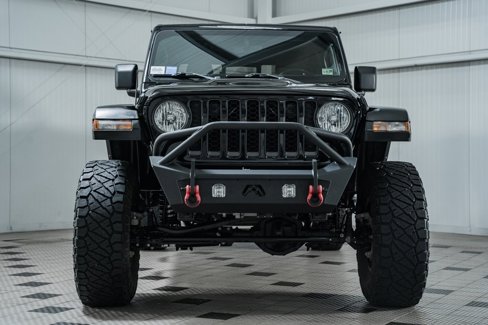 Used 2021 Jeep Gladiator Rubicon image 2