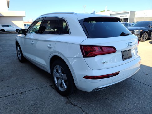Used 2018 Audi Q5 2.0T Premium Plus w/ Premium Plus Package image 3