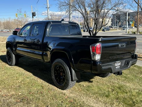 Used 2021 Toyota Tacoma TRD Sport image 8