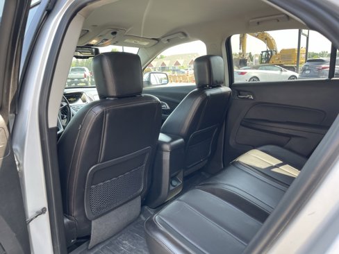 Used 2017 Chevrolet Equinox Premier w/ Enhanced Convenience Package image 25