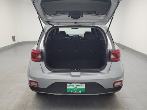 Used 2021 Hyundai Venue SE image 29