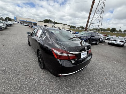 Used 2016 Honda Accord EX-L image 7