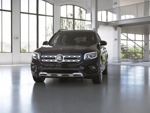 Certified 2022 Mercedes-Benz GLB 250 w/ Premium Package Lite image 42