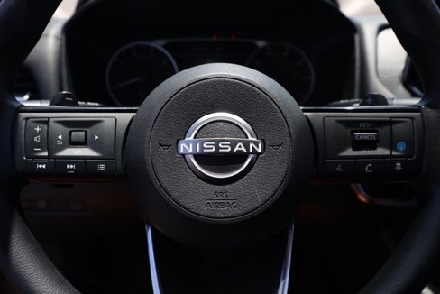 Used 2023 Nissan Rogue SV image 25