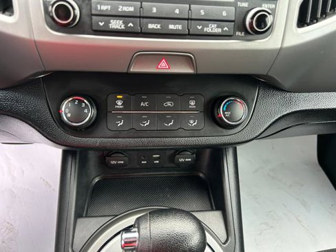 Used 2016 Kia Sportage LX image 13
