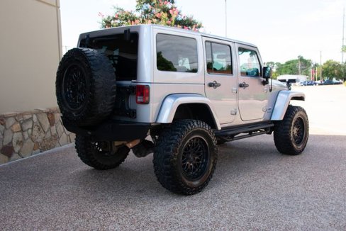 Used 2014 Jeep Wrangler Sahara image 8