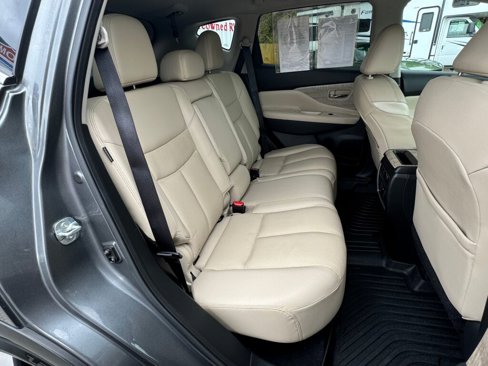 Used 2022 Nissan Murano SL w/ SL Moonroof Package image 21