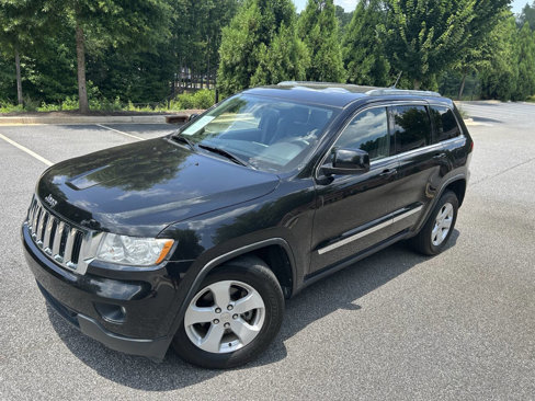 Used 2011 Jeep Grand Cherokee Laredo image 3