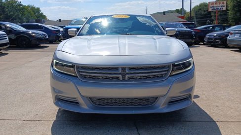 Used 2019 Dodge Charger SXT image 1