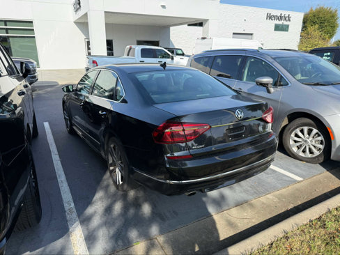 Used 2017 Volkswagen Passat 1.8T R-Line image 6