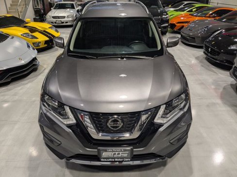 Used 2018 Nissan Rogue SV image 14