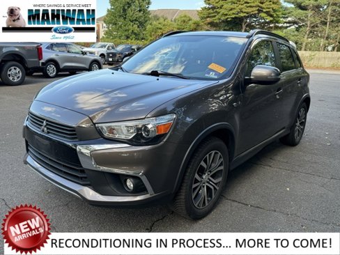 Used 2017 Mitsubishi Outlander Sport SEL image 1
