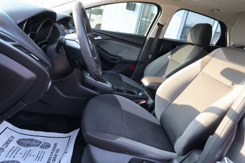 Used 2014 Ford Focus SE image 5