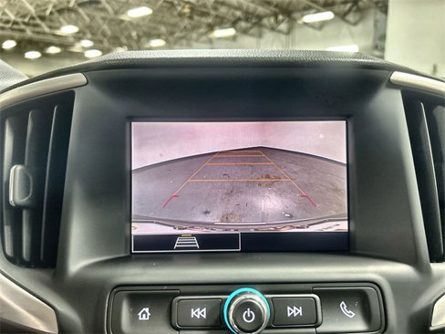 Used 2024 GMC Terrain SLE image 22