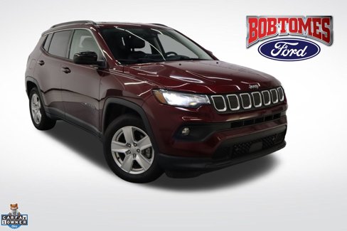 Used 2022 Jeep Compass Latitude image 1