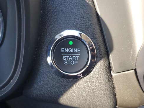 Certified 2021 Ford EcoSport SE image 23