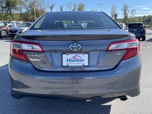 Used 2014 Toyota Camry image 26
