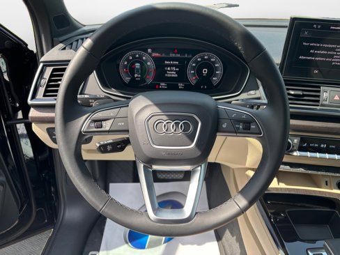 Certified 2025 Audi Q5 2.0T Premium Plus image 10