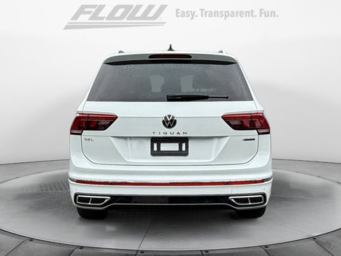 Certified 2022 Volkswagen Tiguan SEL R-Line image 6