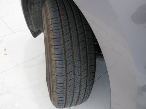 Used 2011 Ford Escape XLT w/ 202A Rapid Spec Order Code image 24