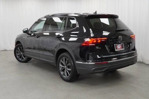 Used 2022 Volkswagen Tiguan SE image 13