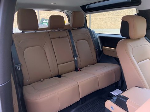 New 2025 Land Rover Defender 90 S image 13