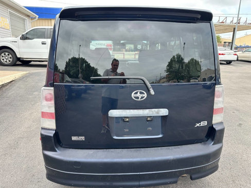 Used 2005 Scion xB image 7
