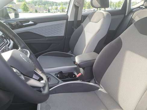Certified 2022 Volkswagen Taos S w/ IQ Drive S Package image 14