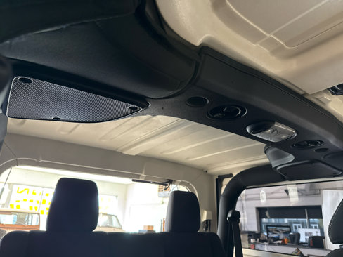 Used 2016 Jeep Wrangler Rubicon w/ Power Convenience Group image 40