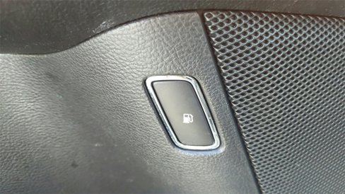 Used 2019 Ford Fusion SE image 18