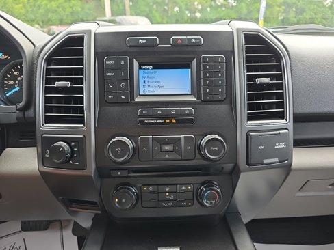 Used 2018 Ford F150 XLT image 23