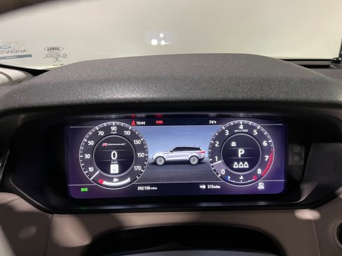 Used 2018 Land Rover Range Rover Velar R-Dynamic HSE image 31