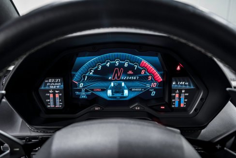 Used 2017 Lamborghini Aventador S image 17