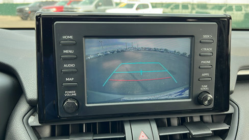 Used 2019 Toyota RAV4 XLE w/ Carpet Mat Package image 23