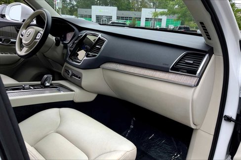Used 2023 Volvo XC90 B6 Plus w/ Protection Package Premier image 17