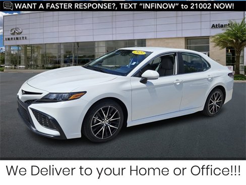Used 2023 Toyota Camry SE image 1