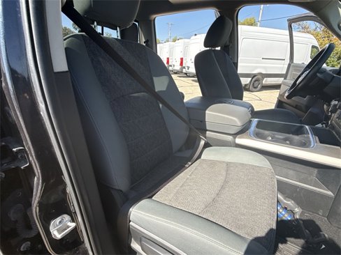Used 2018 RAM 1500 Big Horn image 24