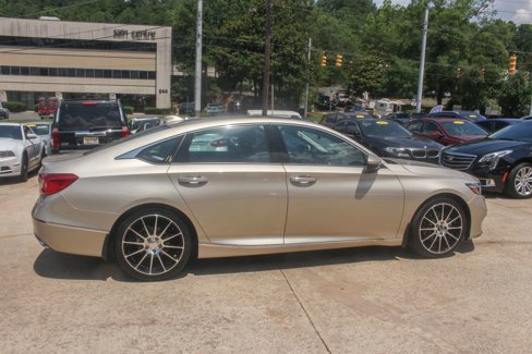 Used 2018 Honda Accord Touring image 8