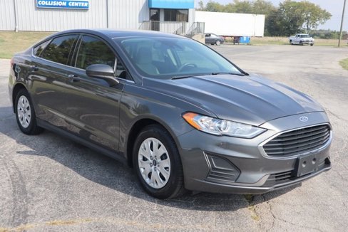 Used 2020 Ford Fusion S image 20