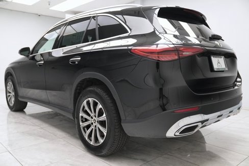 Used 2024 Mercedes-Benz GLC 300 4MATIC image 5
