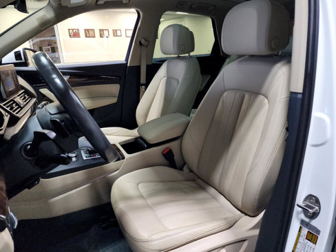 Used 2018 Audi Q5 2.0T Premium Plus w/ Premium Plus Package image 15