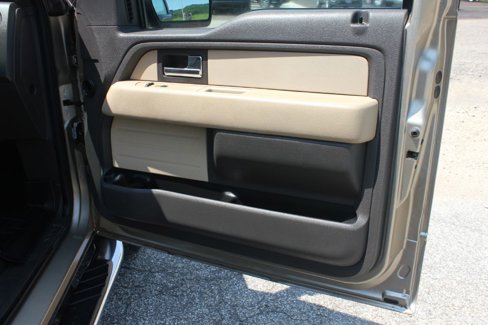 Used 2012 Ford F150 XLT w/ XLT Chrome Pkg image 32