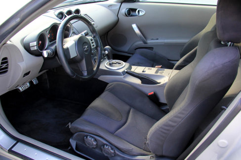 Used 2003 Nissan 350Z Touring w/ Aerodynamics Pkg image 10